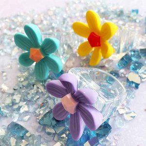 Fun Playful Summer Flower Clear Ring 3 Piece Set